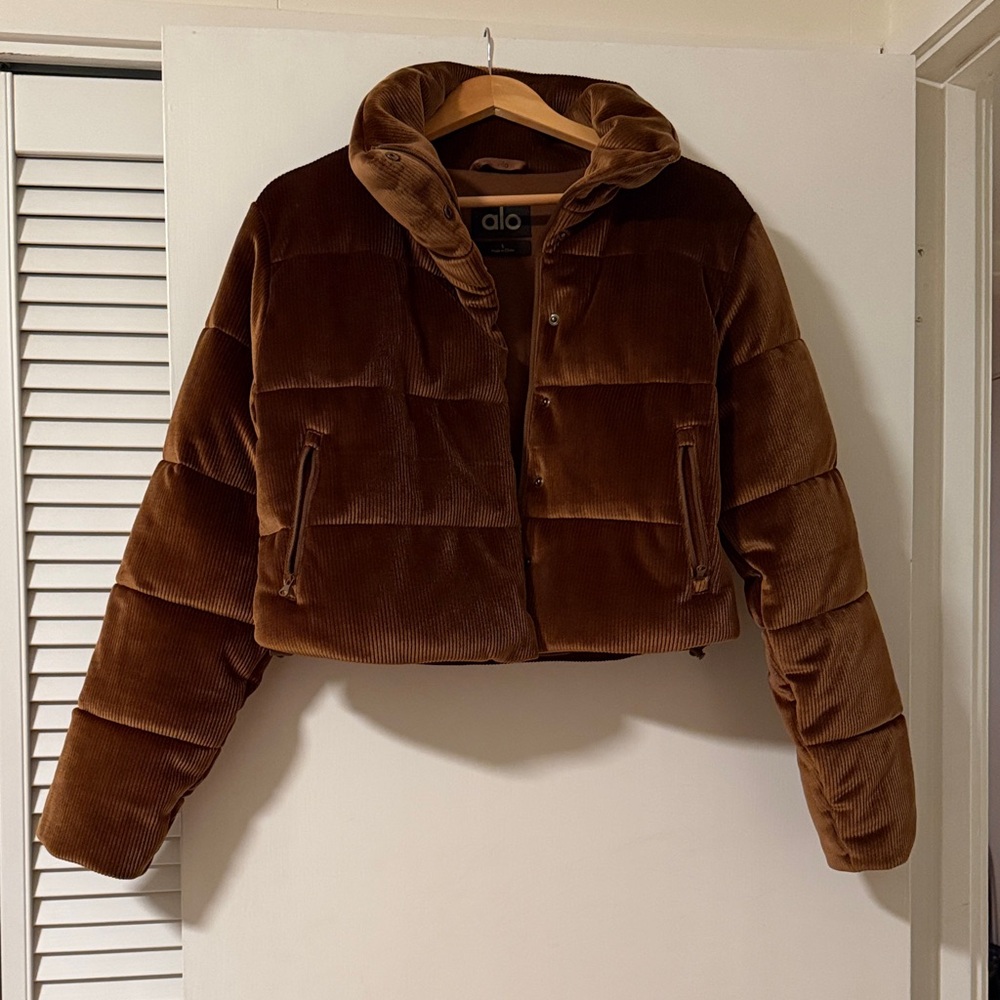 ALO Yoga Chocolate Brown Puffer Jacket